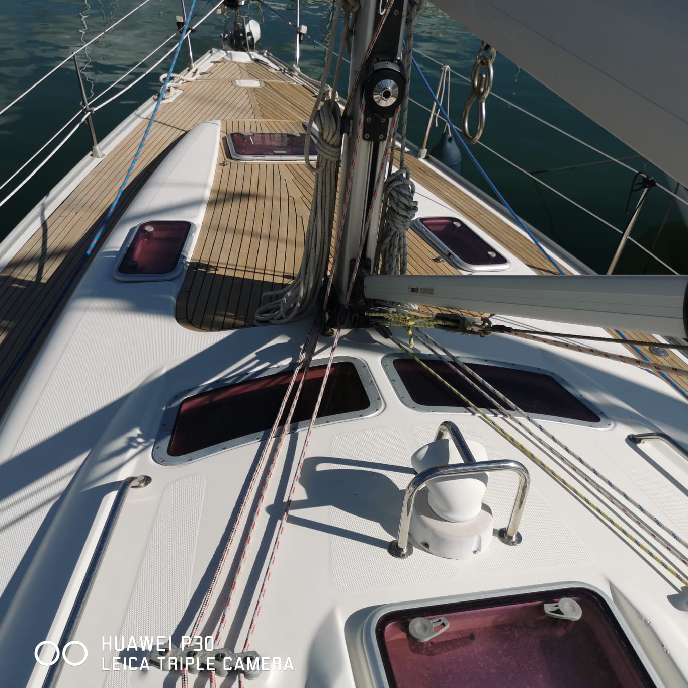 Bavaria_42_Cruiser_vista_proa